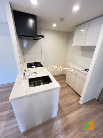 ドゥーエ入谷IIIの物件内観写真